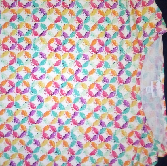 Lula Roe High Low Top - Picture 5 of 8